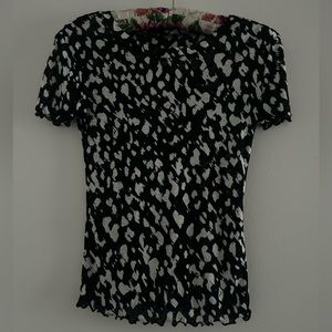 Black & White Translucent Stretch Tee Sz S